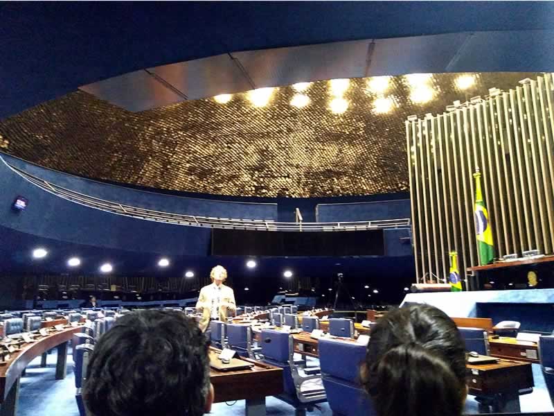 2018 04 24 CCJC aprova regulamentacao